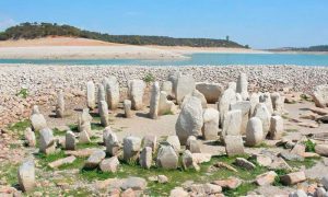 Kameni krug star 5.000 godina: “Španski Stonehenge” se ukazao sa dna jezera