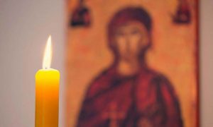 Vjerovanja i običaji: Šta uraditi sa svijećom poslije slave?