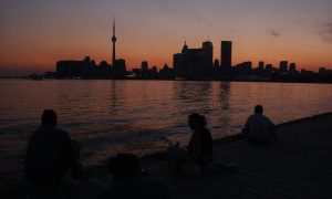 Grad u mrklom mraku: Nestala struja u centru Toronta