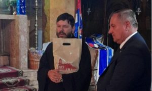 Višković u Čajniču: Posjetio crkvu Uspenja Presvete Bogorodice