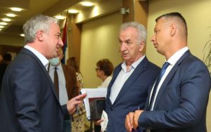 Nešić opleo po Borenoviću: Kompenzacioni lideru, zar 3.000 Srba koji su glasali za opoziv Rankića nisu Srbi