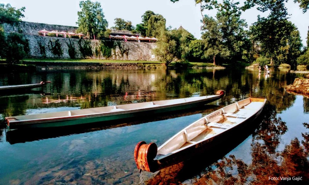 Osvojite besplatnu vožnju: Upoznajte se sa dajak čamcem u TC “Delta planet”