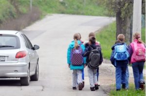 Pojačane aktivnosti policije u blizini škola: Počinje akcija “Zaštitimo djecu u saobraćaju”