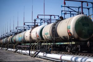 Ne može da izvrši uplatu u uslovima sankcija EU: Ukrajina obustavila tranzit ruske nafte
