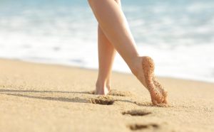 Prirodni spa tretman: Zašto je hodanje po pijesku zdravo?