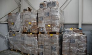 Transportovan sakriven u pošiljci: Zaplijenjena 73 kilograma kokaina u Doboju
