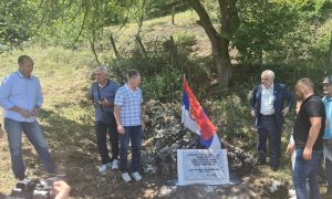 Sjećanje na Miloša Zekića: Otkrivena spomen-ploča narodnom heroju