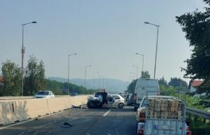 Vozila suprotnom trakom: Poginula žena na brzoj cesti kod Banjaluke
