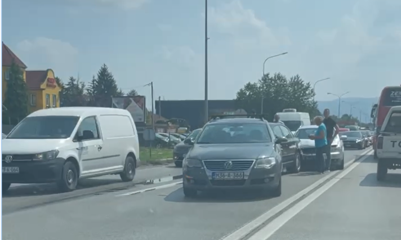 Uništena tri automobila: Novi udes na izlazu iz Banjaluke VIDEO