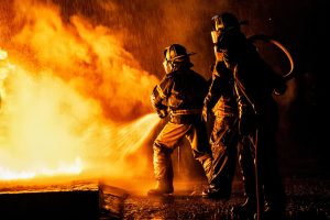 Vatrogasci završili posao: Ugašen požar u Arena sport centru u Mostaru
