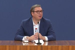 Vučić danas sa predstavnicima Srba sa Kosmeta, pa se obraća javnosti