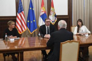 Vučić se sastao sa Kristoferom Hilom: Ponovio sam dosljednu poziciju Srbije
