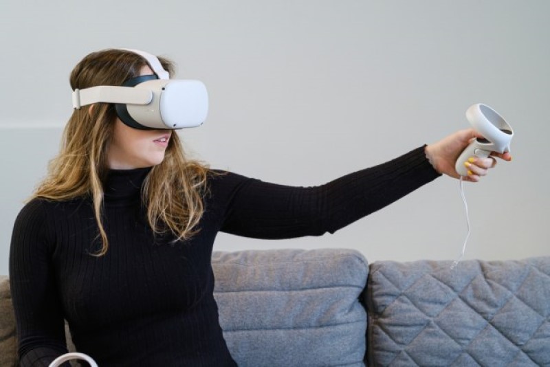 Zakerberg potvrdio: Uskoro stiže novi Meta VR uređaj
