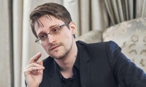 SAD ga optužuju za špijunažu: Snouden dobio ruski pasoš