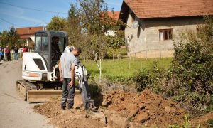 Voda stiže u Lojiće, Trkulje, Gajiće: Počeli radovi na izgradnji sekundarnog kraka