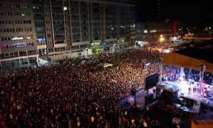SNSD na Trgu Republike! Dodik: Mirno čekamo nedjelju, pobjednik je poznat FOTO/VIDEO