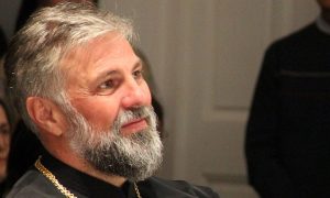 Poruka vladike Grigorija: Treba li djecu krstiti kada su mala ili kada porastu