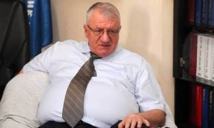 Šešelj pred haškim istražiteljima: Lider radikala biće saslušan u utorak