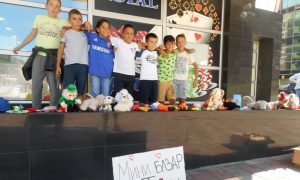 Mališani, svaka čast: Priredili humanitarni bazar za liječenje Tijane Radović