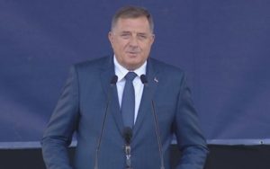 Dodik zatražio: Pripremiti zakon o sprečavanju širenja lažnih vijesti