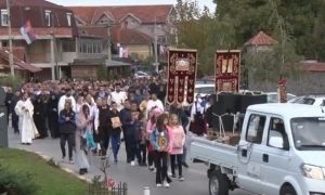Stotine Srba u Gračanici obilježilo Malu Gospojinu: Naš opstanak svojevrsno čudo Božije VIDEO