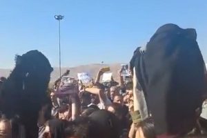 Ne smiruju se protesti zbog smrti djevojke: Pet osoba ubijeno VIDEO