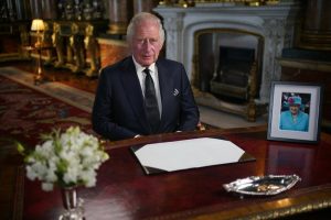 Velika Britanija dobila novog monarha: Čarls proglašen za kralja