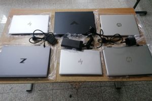 U autobusu pronađene tri torbe: Spriječen šverc laptopova i parfema vrijednih 55.000 evra