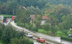 Sudar kamiona i dva automobila: Nastala velika gužva zbog saobraćajne nesreće