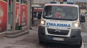 Radnica završila u Hitnoj pomoći: Lopov uz prijetnju nožem opljačkao prodavnicu