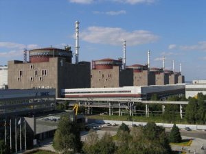 Oštećeni dalekovodi u granatiranju: Nuklearna centrala Zaporožje isključena sa mreže