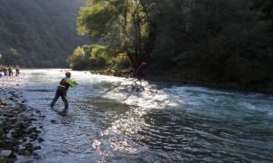 Hladno vrijeme nije omelo kandidate: Uspješno okončana obuka rafting vodiča na divljim vodama