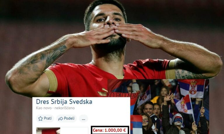 Srpski fudbaleri djeci bacali dresove, a roditelji ih prodaju za 1.000 evra FOTO