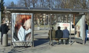 Zbog postavljanja novih autobuskih nadstrešnica: Izmjena u režimu odvijanja saobraćaja u centru grada