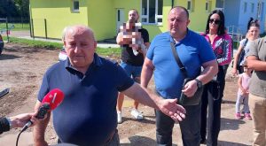Nezadovoljni mještani protestovali: Vrtić u Vrbanji i dalje nije otvoren