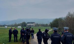 Policija okupirala Vrbanju: U toku deložacija Milivoja Glišića i FK “Džaja”