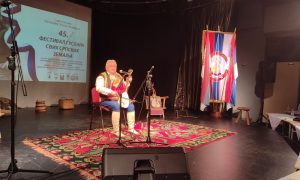 Najbolji guslari iz Srpske, Srbije i Crne Gore: Počeo Savezni festival guslara srpskih zemalja