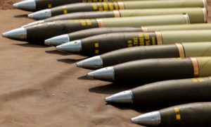 Vojna pomoć za Ukrajinu: Pariz spreman za Češku inicijativu kupovine municije