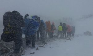 Upali u pukotinu u ledu: Nesreća na Himalajima, potvrđena smrt 10 planinara