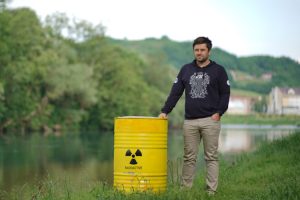 Ljudi iz cijele BiH potpisuju deklaraciju protiv odlaganja opasnog otpada