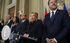Predstavila svoju listu ministara: Meloni prihvatila da bude premijer Italije