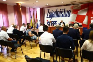 HNS o izborima: Hrvati i dalje nemaju legitimnog predstavnika