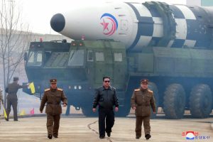 Kim DŽong Un upozorio: Sjeverna Koreja treba da bude spremna za nuklearne napade