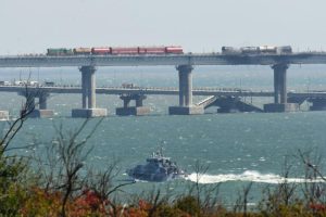Nove informacije o eksploziji na Krimskom mostu: Tri lica poginula, utvrđeno ko je vlasnik kamiona-bombe