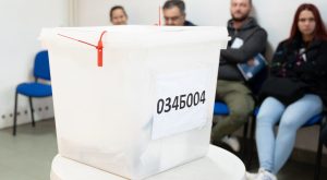 Sa četiri biračka mjesta nisu uneseni rezultati izbora: CIK naredila otvaranje vreća iz Banjaluke