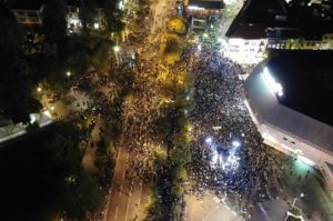 Oglasila se PU Banjaluka: Na skupu opozicije oko 2.500 učesnika