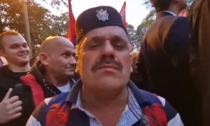 I Zmaj od Šipova na mitingu u Banjaluci: Evo šta je poručio za Dodika VIDEO