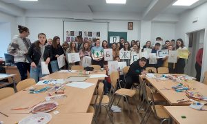 Održana kreativna radionica: Mostarski učenici zajedno dizajnirali ćirilicu