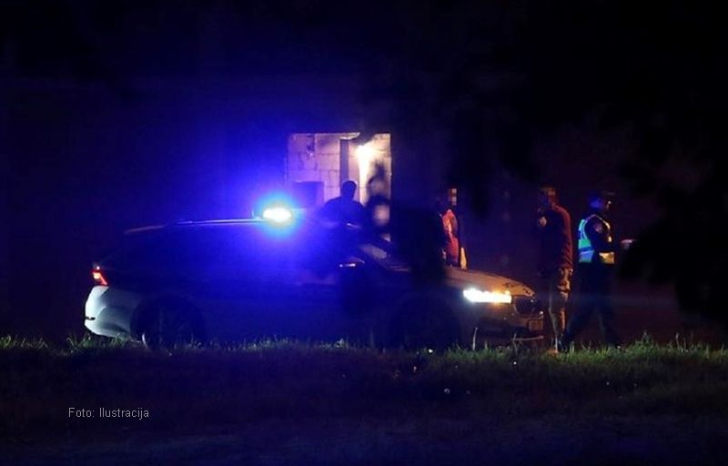 Automobil sletio sa puta, poginuo četvorogodišnji dječak