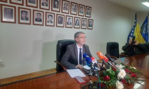 Nakon 22. godine: Imamović odlazi sa pozicije gradonačelnika Tuzle